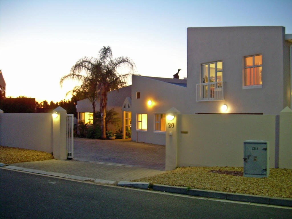 Coronata 20 B&B Stellenbosch Eksteriør billede
