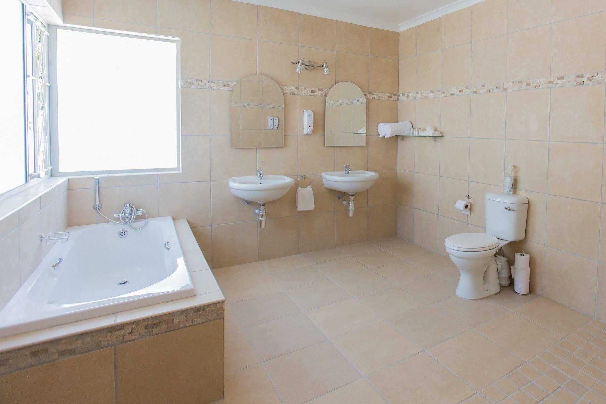 Coronata 20 B&B Stellenbosch Eksteriør billede